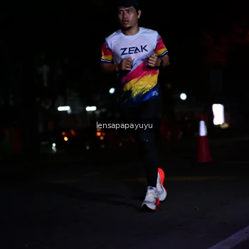 Runner Photo 3885809