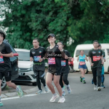 Runner Photo 3885877