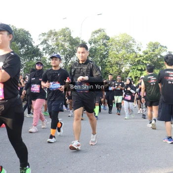 Runner Photo 3885899