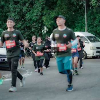 Runner Photo 3885924