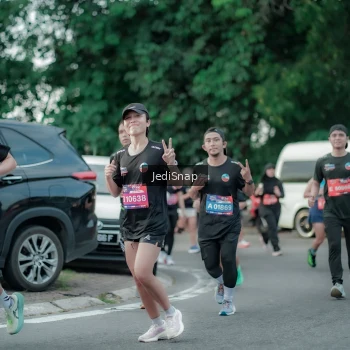 Runner Photo 3885926