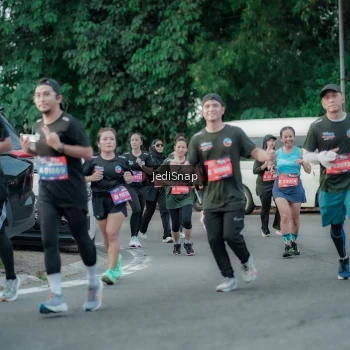 Runner Photo 3885959