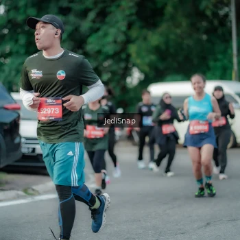 Runner Photo 3885967