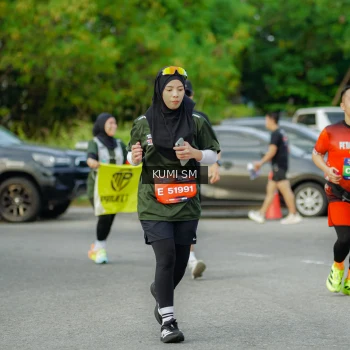 Runner Photo 3885970