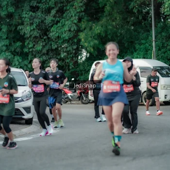 Runner Photo 3885971