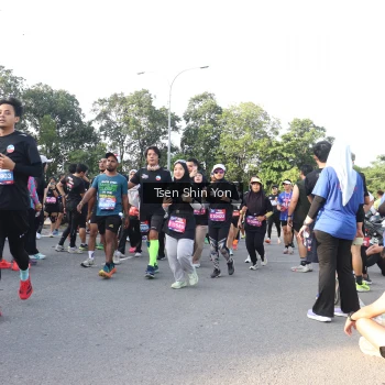 Runner Photo 3885976