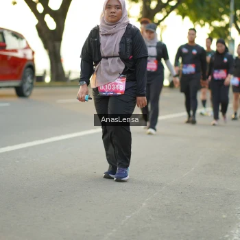 Runner Photo 3885984