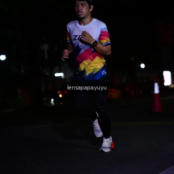 Runner Photo 3886003