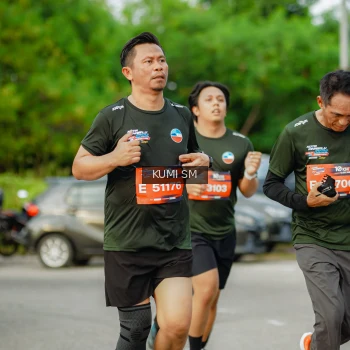 Runner Photo 3886025