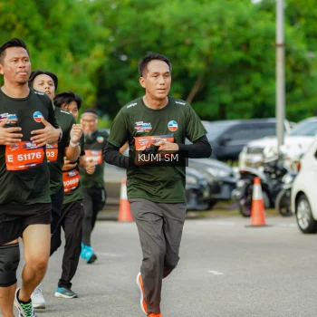 Runner Photo 3886027
