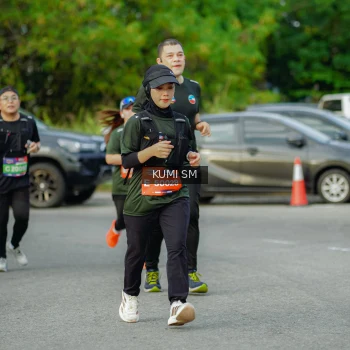 Runner Photo 3886044