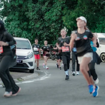 Runner Photo 3886090