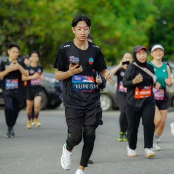 Runner Photo 3886113