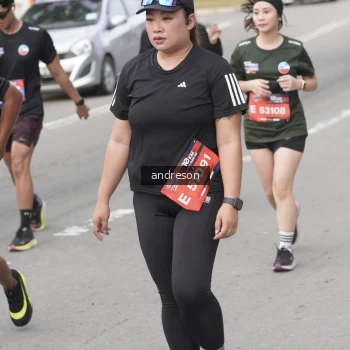 Runner Photo 3886119