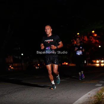 Runner Photo 3886135
