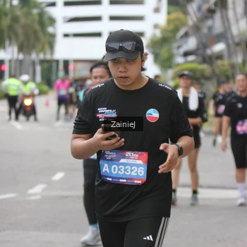 Runner Photo 3886159