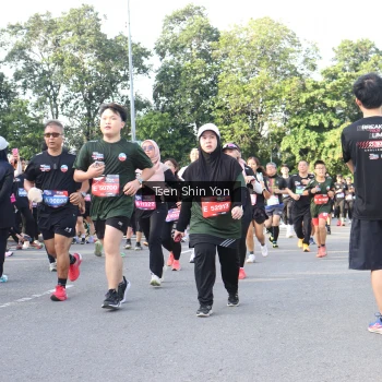 Runner Photo 3886165