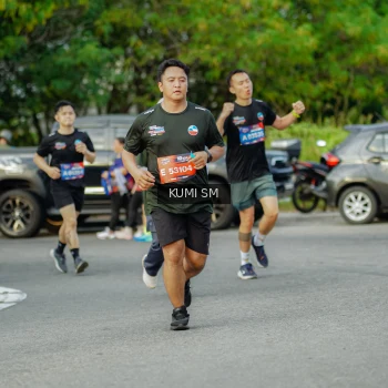 Runner Photo 3886234