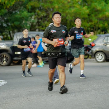 Runner Photo 3886245