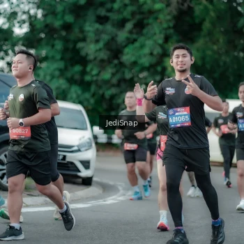 Runner Photo 3886250