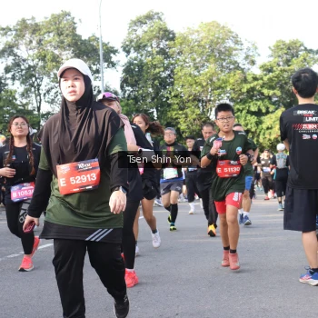 Runner Photo 3886254