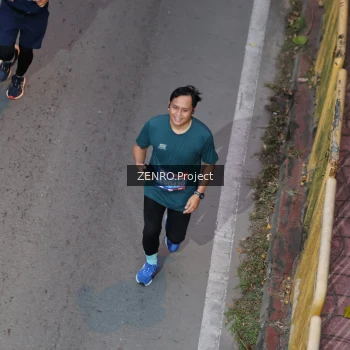 Runner Photo 3886262
