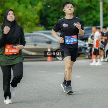 Runner Photo 3886263