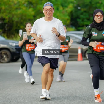 Runner Photo 3886272