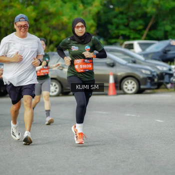Runner Photo 3886275
