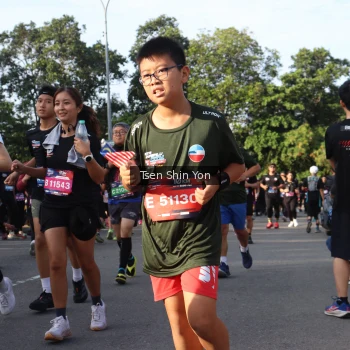 Runner Photo 3886315