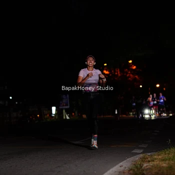 Runner Photo 3886336