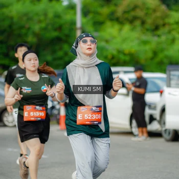 Runner Photo 3886398