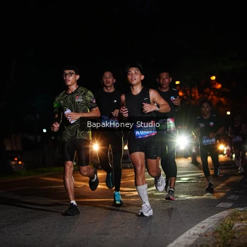 Runner Photo 3886400