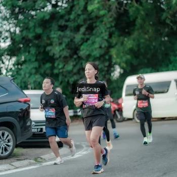 Runner Photo 3886419