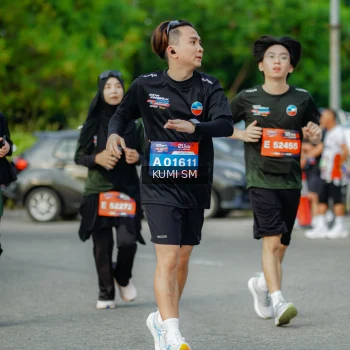 Runner Photo 3886473