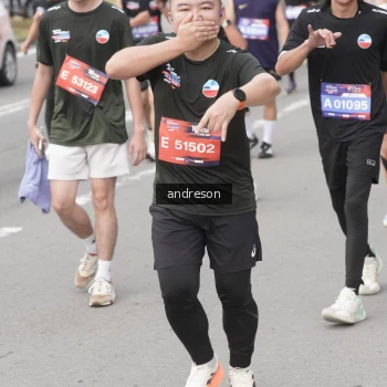 Runner Photo 3886495