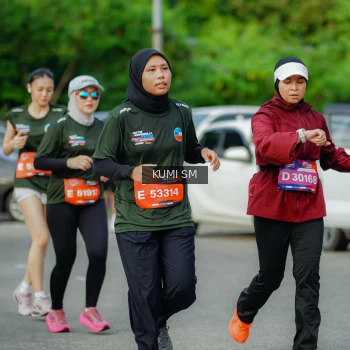 Runner Photo 3886499