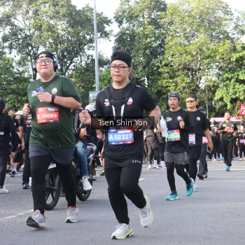 Runner Photo 3886555