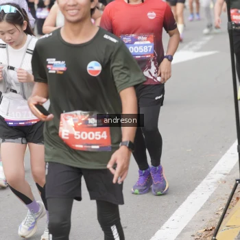 Runner Photo 3886574