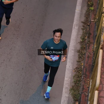 Runner Photo 3886611
