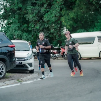 Runner Photo 3886641