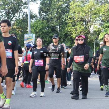 Runner Photo 3886659