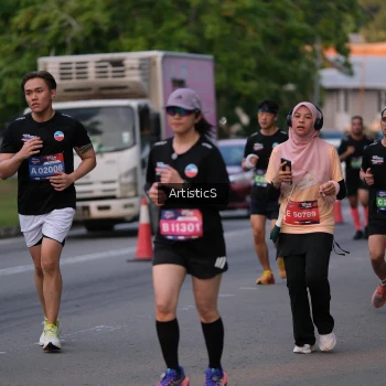 Runner Photo 3886660