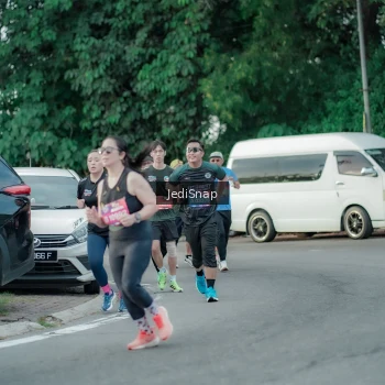 Runner Photo 3886662