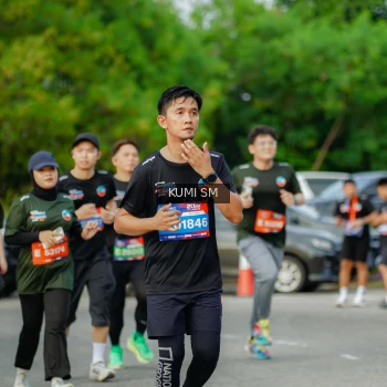 Runner Photo 3886700