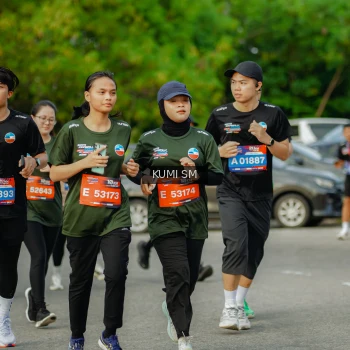 Runner Photo 3886705