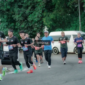 Runner Photo 3886709