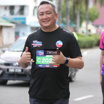 Runner Photo 3886716