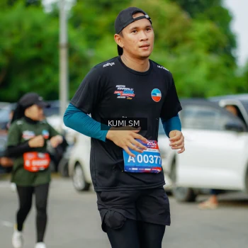 Runner Photo 3886735