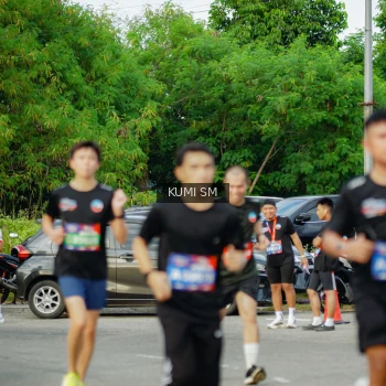 Runner Photo 3886744